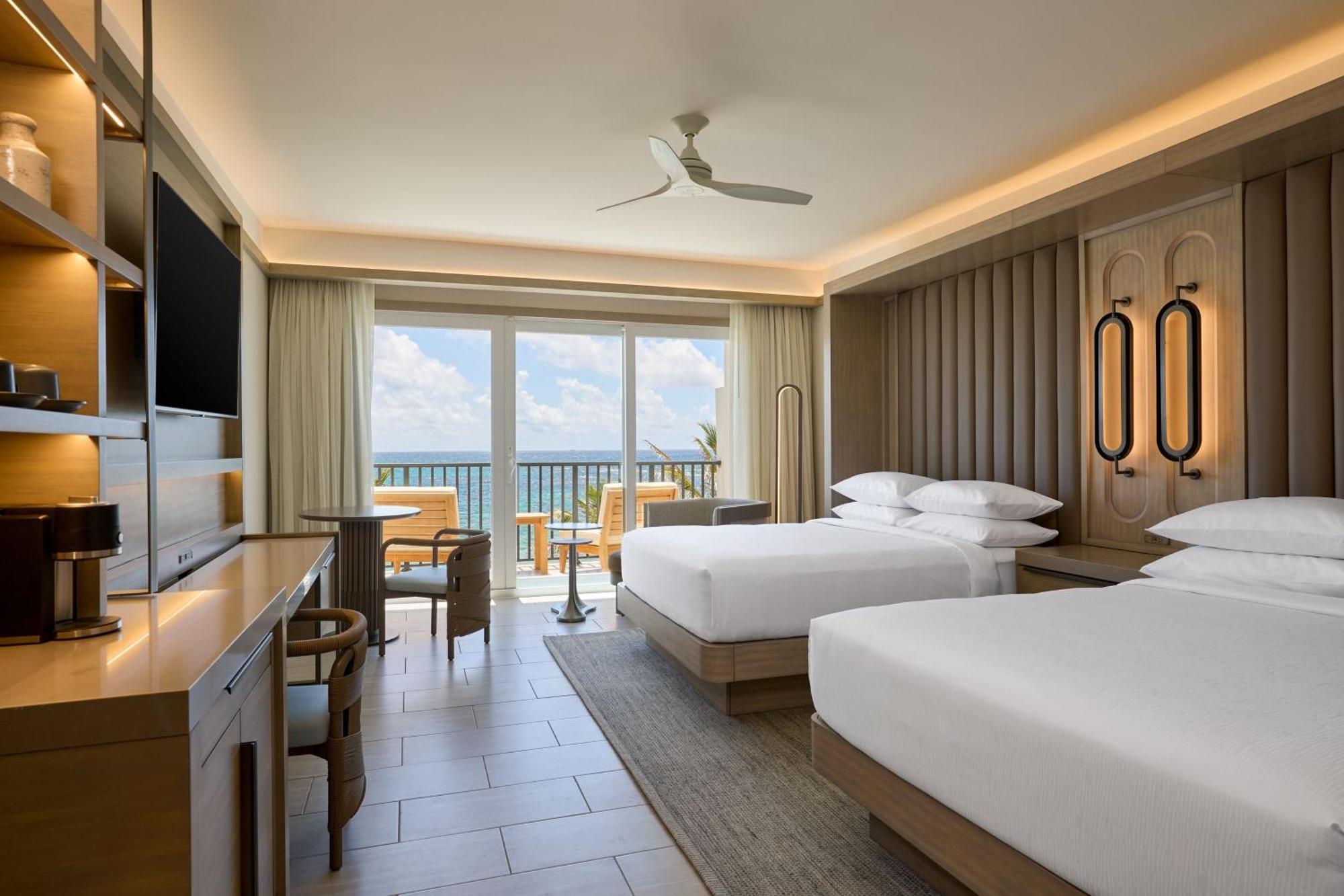 Jw Marriott St Maarten Beach Resort & Spa Dawn Beach Exterior photo