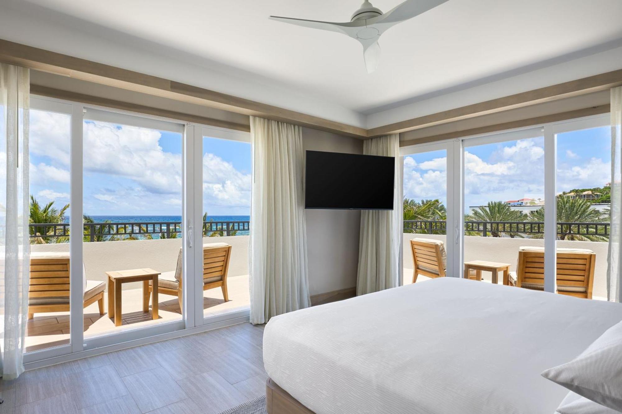 Jw Marriott St Maarten Beach Resort & Spa Dawn Beach Exterior photo